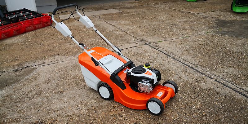 Stihl Benzin-Rasenmäher | Stihl | RM 448 TX | NEU