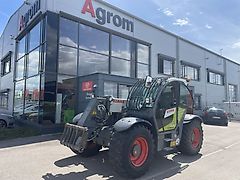 Claas Scorpion 7044