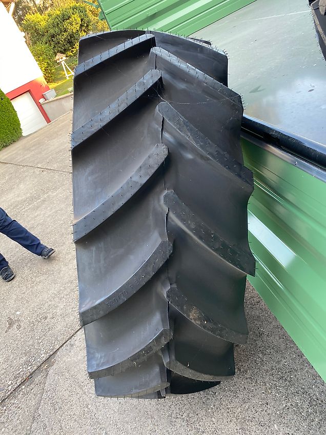 Continental 520/70R34 Tractor 70