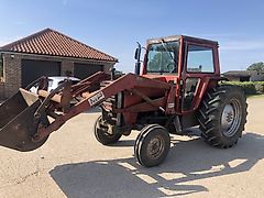 Massey Ferguson 590