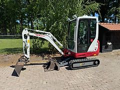Takeuchi TB216 Minigraver + 3 bakken