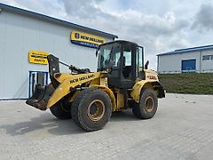 New Holland W 130 B