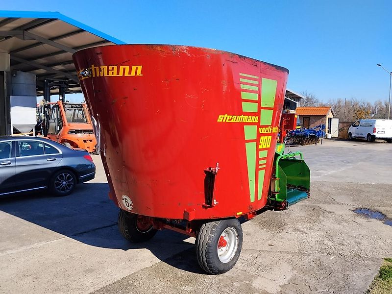Strautmann VERTI MIX 900