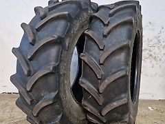 Vredestein 380/85R28 Vredestein Traxion 85 133B 1x 32MM /1x 26MM iets schuin DOT 4417 gebruikt