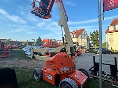 JLG E450AJ