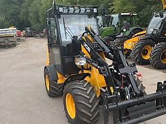 JCB 403 PLUS