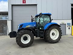 New Holland T7030