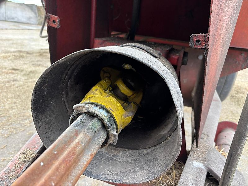 RMH WAV 18 voermengwagen