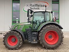 Fendt 724 Vario S4 Profi Plus