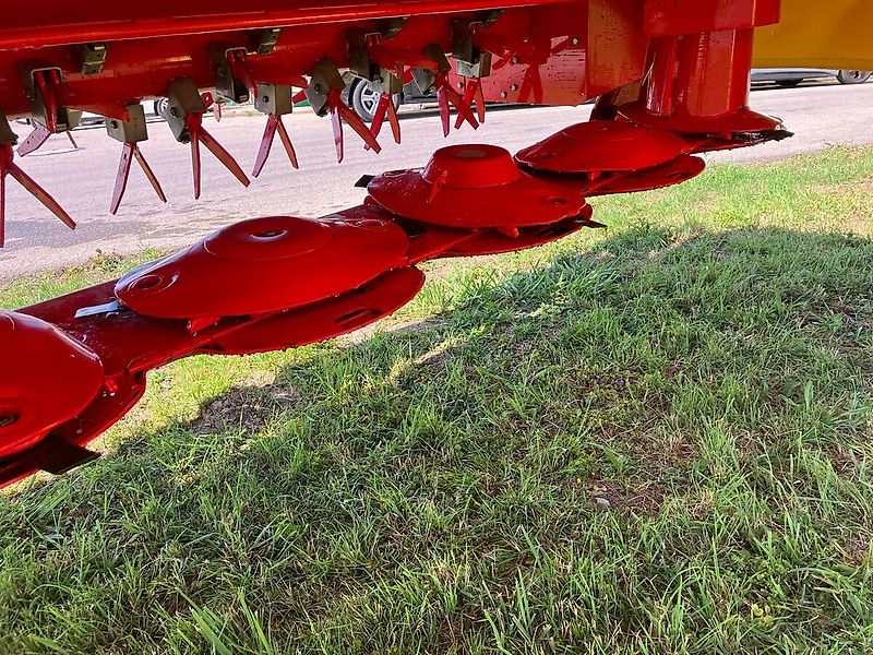 Pöttinger NOVACAT352