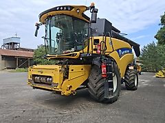 New Holland CR 9.90