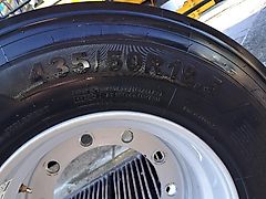 Kompletträder 435/50R19.5 Delcora Tra-1