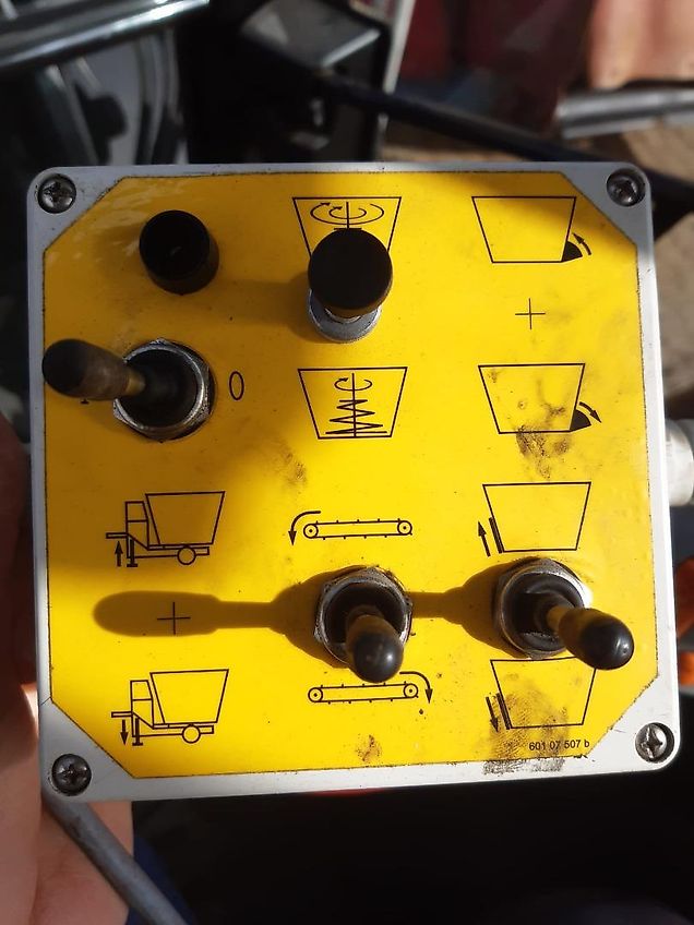 Strautmann Verti-Mix Double 1500 K