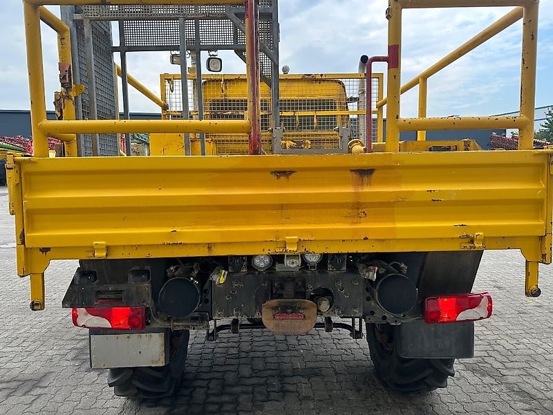 Mercedes-Benz U 4000