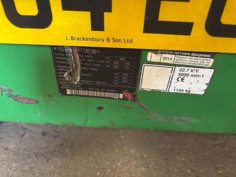 John Deere 1445 with Trimax flail