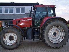 Case IH CVX 170 mit Lenksystem