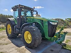 John Deere 8335R
