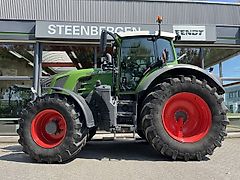 Fendt 826 Vario S4 Profi Plus