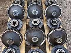 Howard 3m Kreiselrotavator Werkzeugantrieb mit Ritzel, Lagersitz und Anbauplatte, Preis je Antrieb