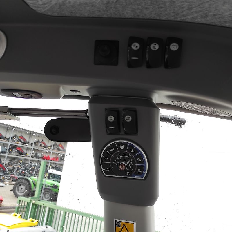 Deutz-Fahr 6210 Agrotron TTV (Stage V)