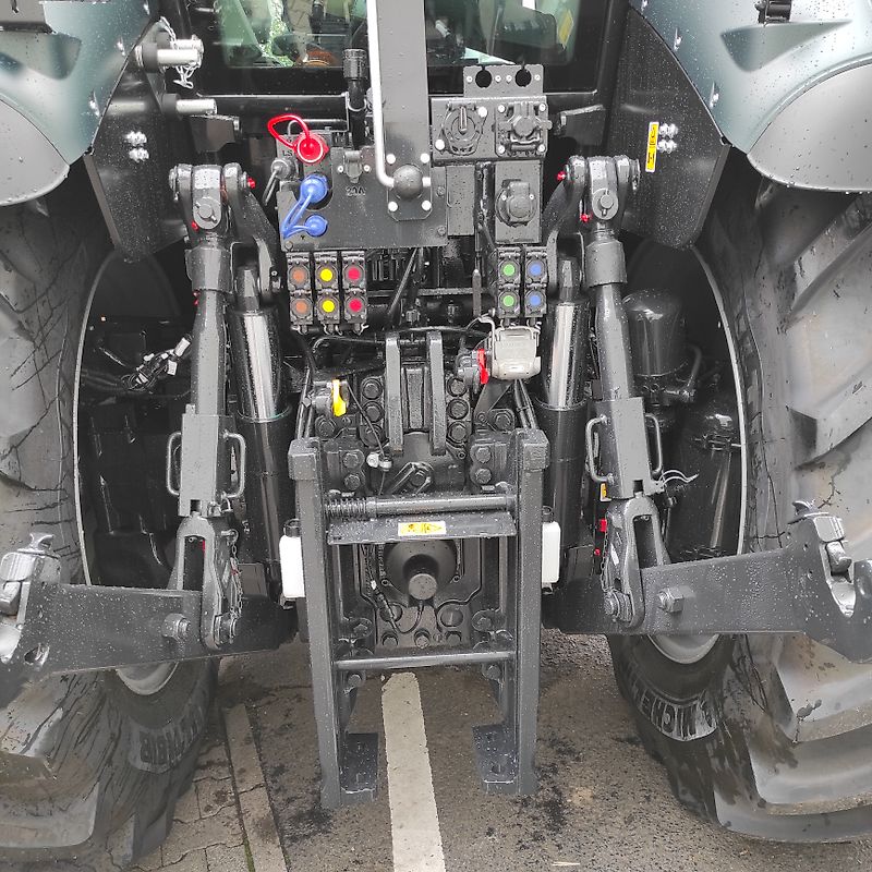 Deutz-Fahr 6210 Agrotron TTV (Stage V)