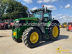 John Deere 6215R
