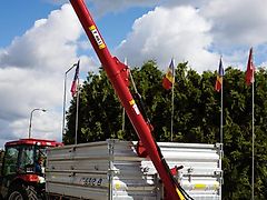 Pom Augustów Überladeschnecke mit hydraulischem Antrieb T 461