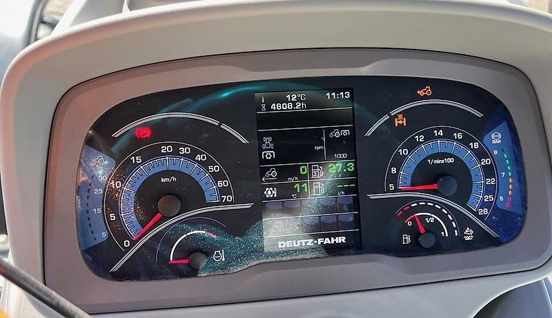Deutz-Fahr AGROTRON TTV 7250 A Traktor