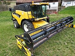 New Holland CR980