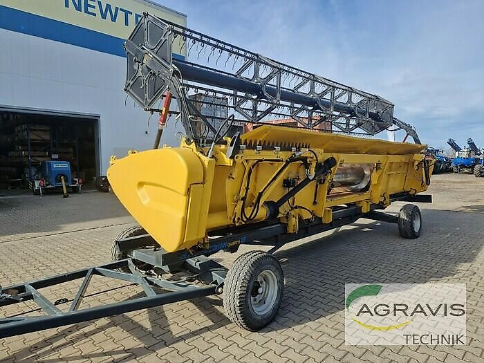 New Holland VARIFEED 7,63 M HD 25G