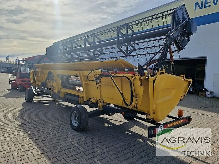 New Holland VARIFEED 7,63 M HD 25G