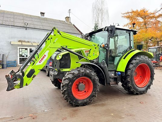 Claas ARION 420