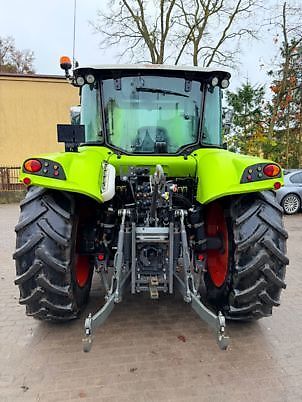 Claas ARION 420