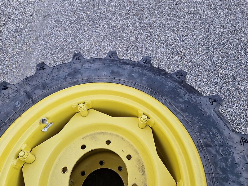 Alliance 480/70R30 &amp; 320/70R24
