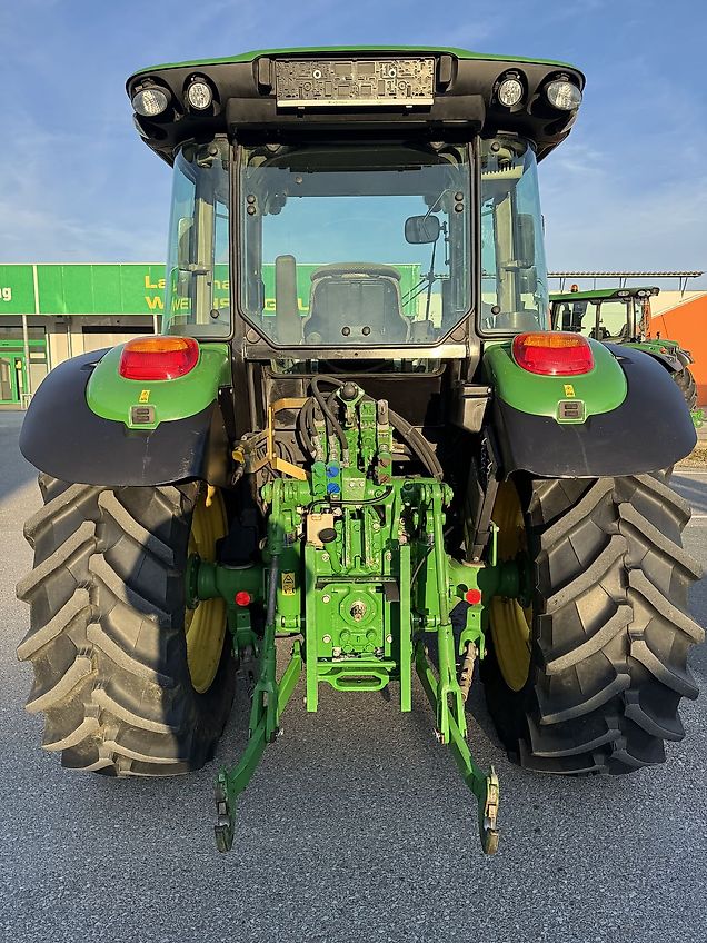 John Deere 5090 R
