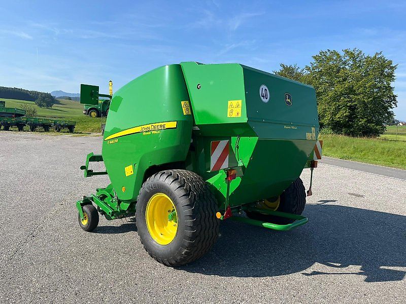 John Deere F441M