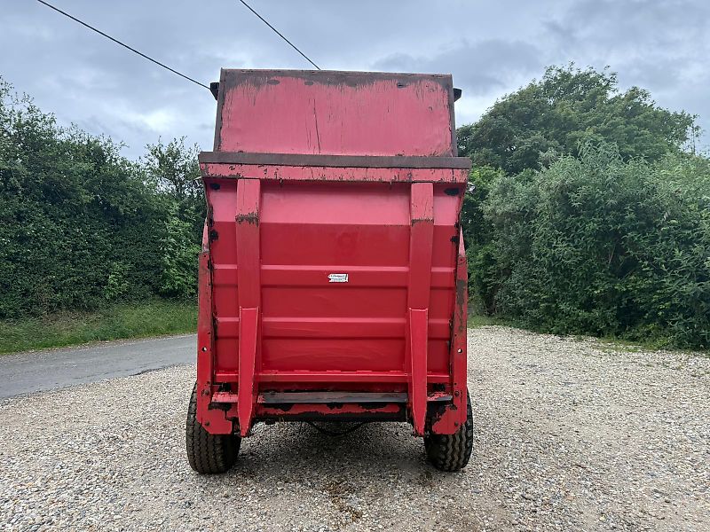 Teagle Tomahawk 8500 Straw Spreader