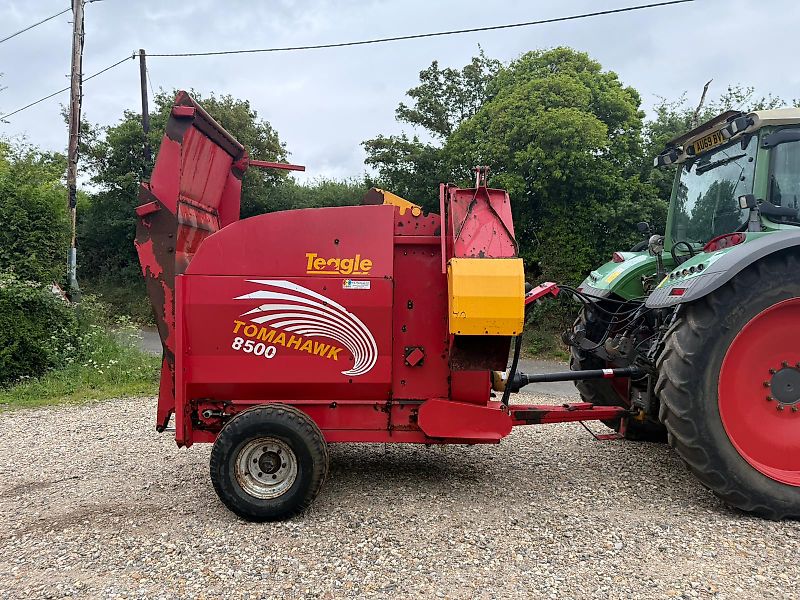 Teagle Tomahawk 8500 Straw Spreader
