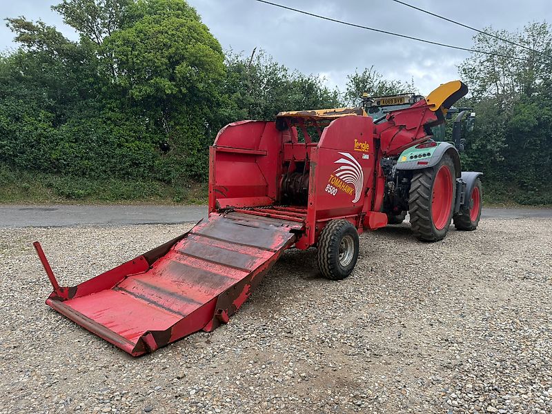 Teagle Tomahawk 8500 Straw Spreader