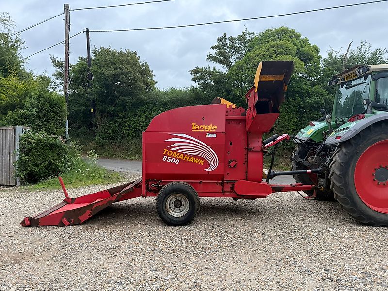 Teagle Tomahawk 8500 Straw Spreader
