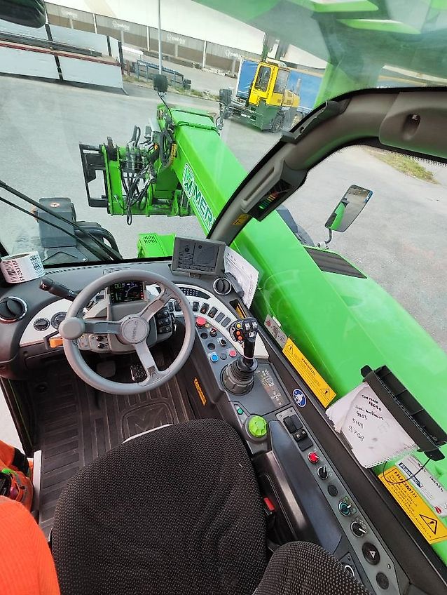 Merlo TF 50.8 TCS-156-CVTRONIC