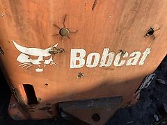 Bobcat T2250 - CZĘŚCI (Części zamienne)