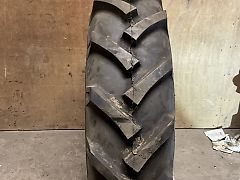 BKT Implement AS504 7.50-16 8PR met velg