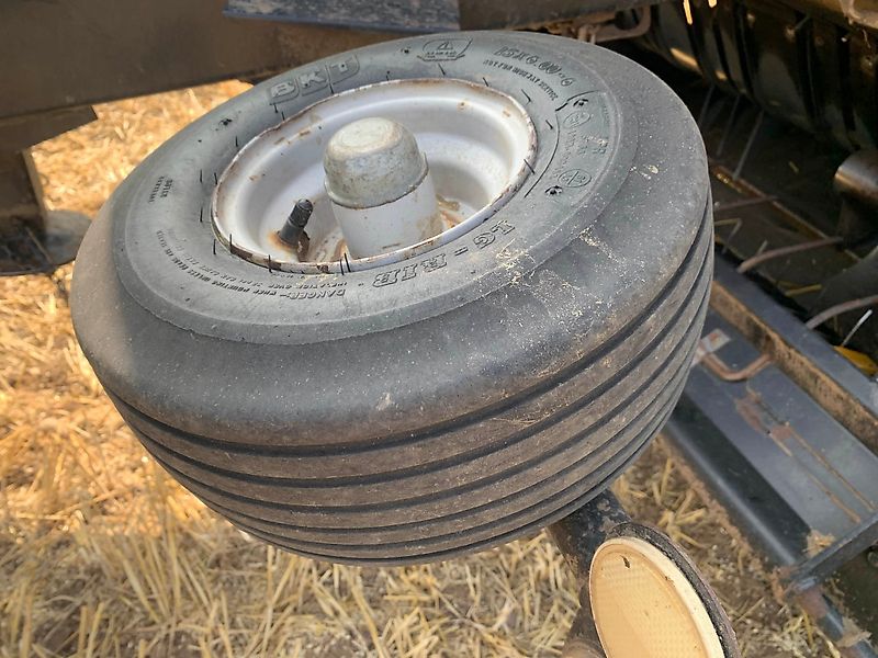 Case IH DUE IN: Case LB433 Square Baler For Sale