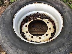 SUNDRIES 385/55R22.5 SUPER SINGLE