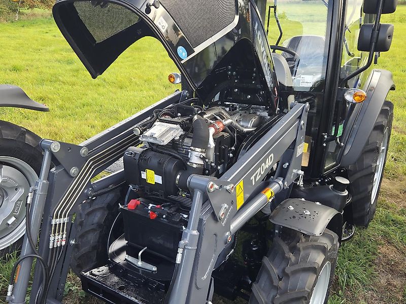 LOVOL M504 Pro 4 Zylinder Frontlader BlackEdition 4x4