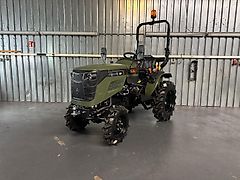 Startrac 22 Kleintraktor Ackerstollenbereifung 4WD STVO