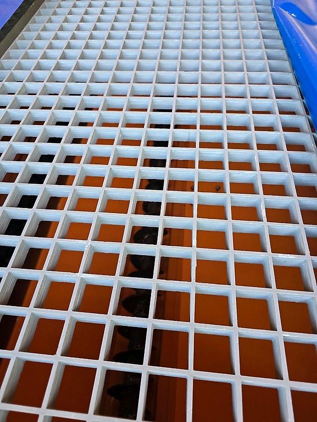 Gmeiner Yeti 1800w Salzstreuer Streuautomat Salzsilo Aufbau für Unimog UGE UGN 405/10 405/12 U318 U 318 423 323 327 427 429 Schmidt Winterdienst