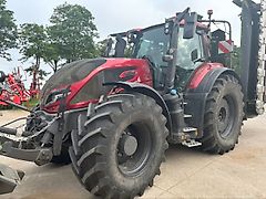Valtra Q265
