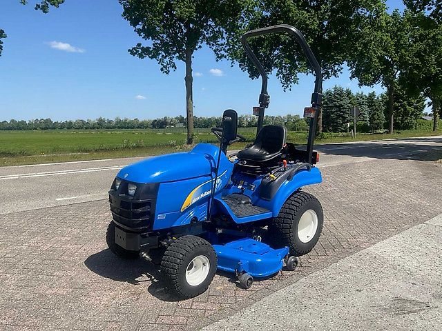 New Holland TZ24D